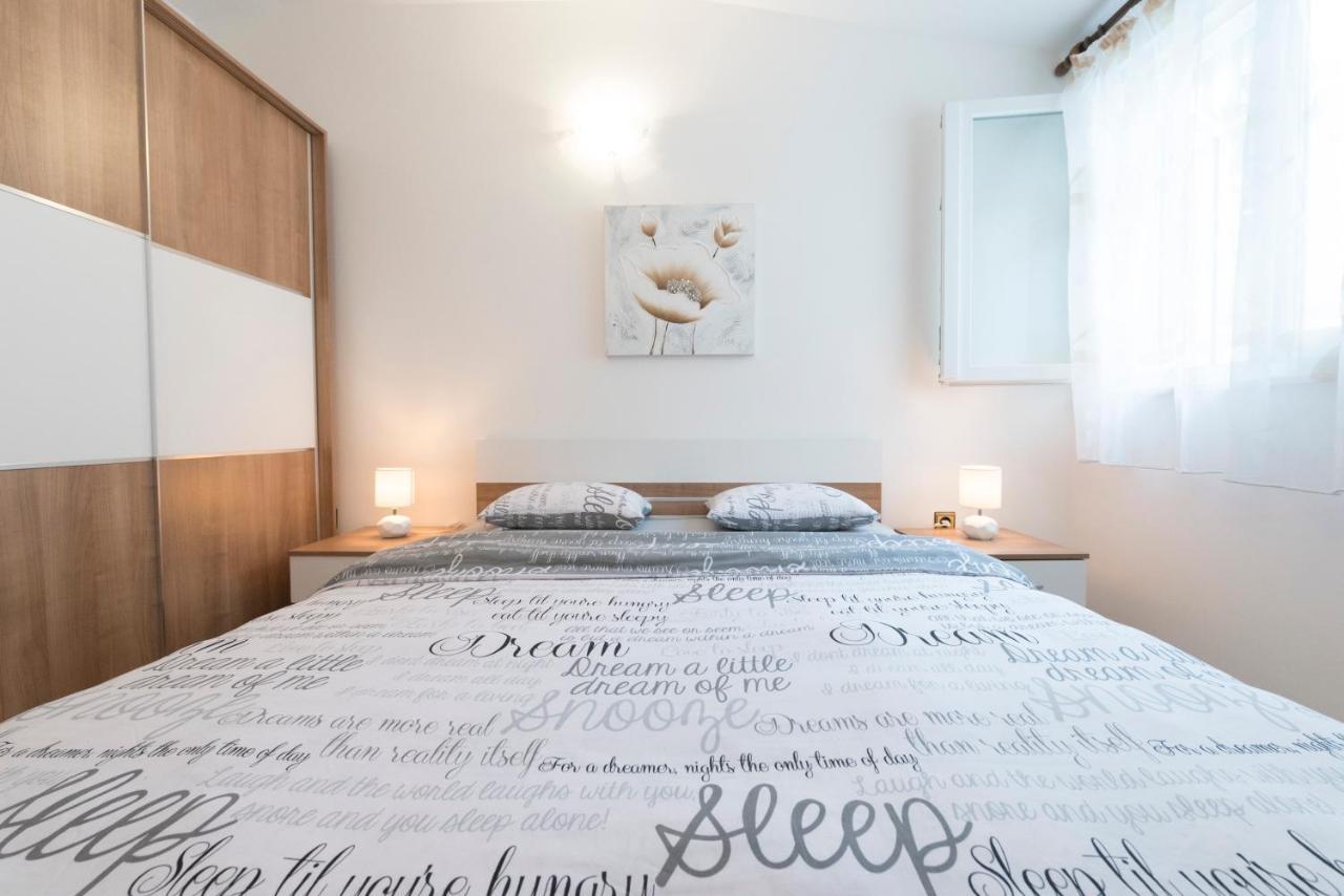 Private 2 Bedroom Loft House W/ Terrace&private Parking Apartment *