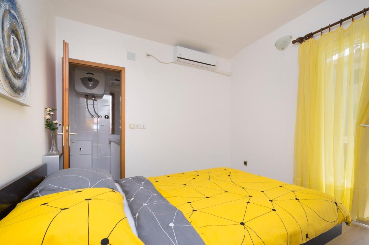 Private 2 Bedroom Loft House W/ Terrace&private Parking Apartment